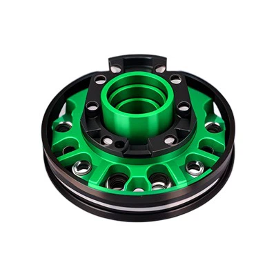 Ako zabezpečiť rovnosť dierovaných otvorov pri dierovaní kovov?